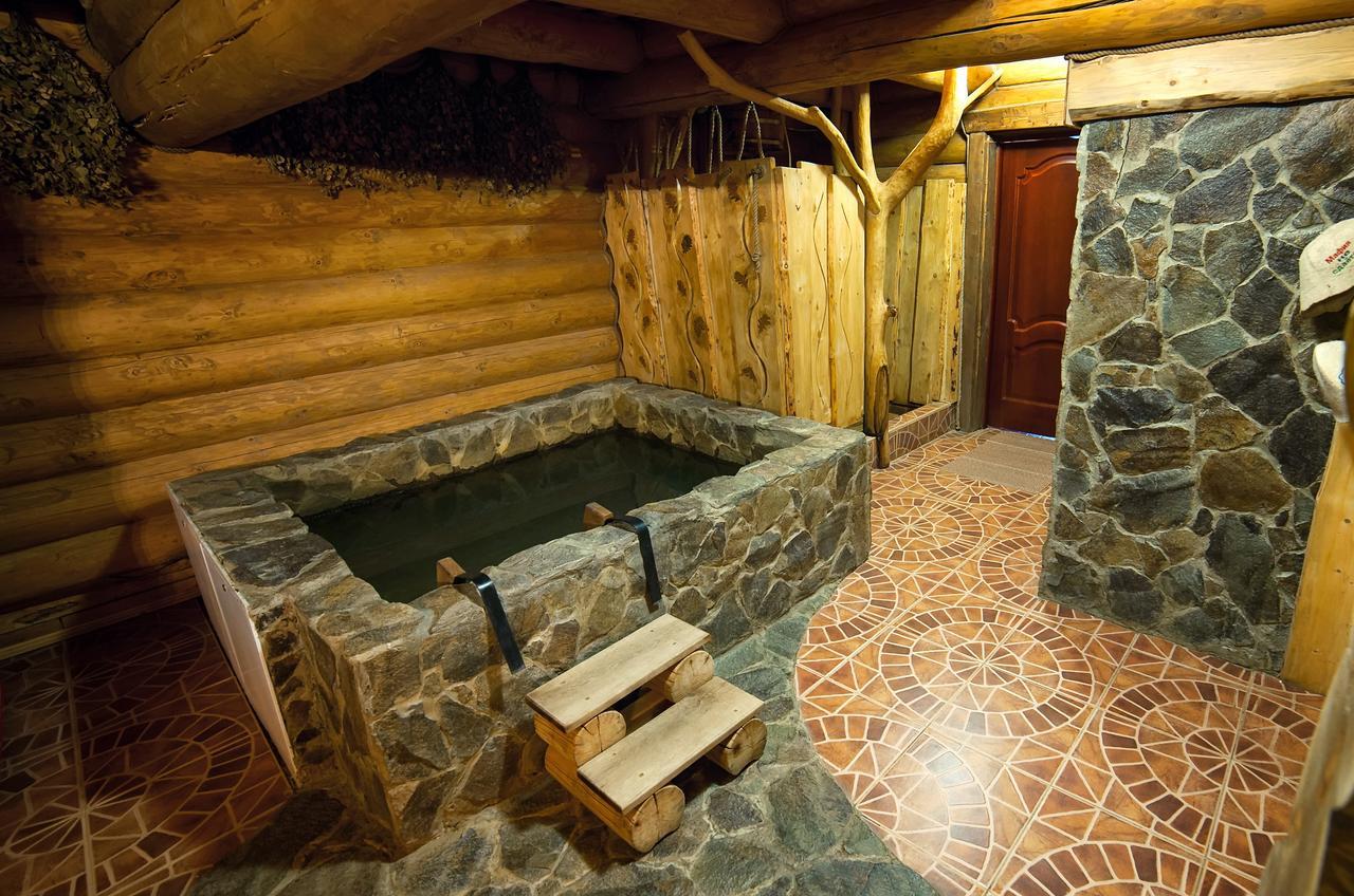Praha Park Hotel Uzjhorod Eksteriør billede