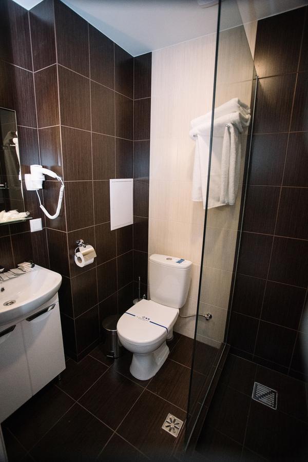 Praha Park Hotel Uzjhorod Eksteriør billede